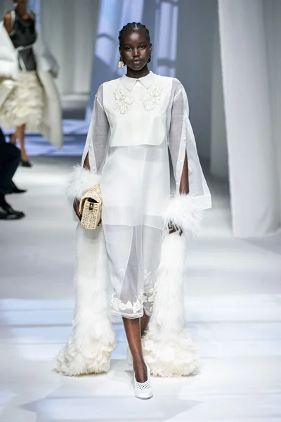 Look 66